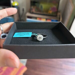 Moissanite Round Cut Halo Ring